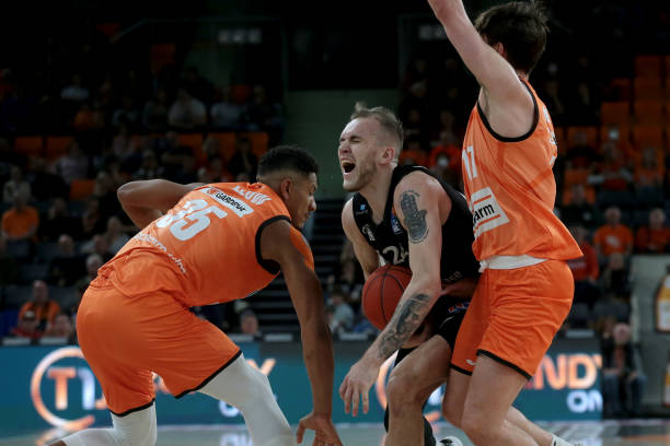 或许类似拉 或许类似拉