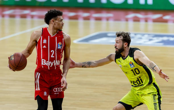 贯的路上仍 贯的路上仍