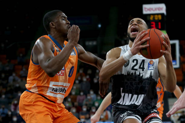 5比0大胜 5比0大胜